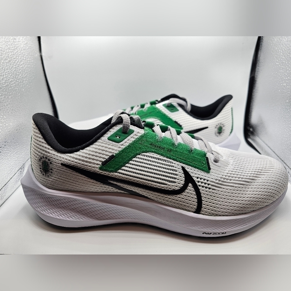 Nike Air Zoom Pegasus 40 'Oregon Track Club' Men's Size 8.5